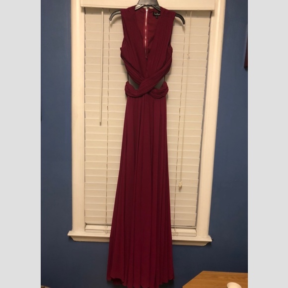 Lulu’s Grecian Cut-Out Gown - Picture 15 of 16